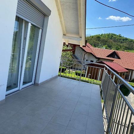 Apartman Zepce ภายนอก รูปภาพ
