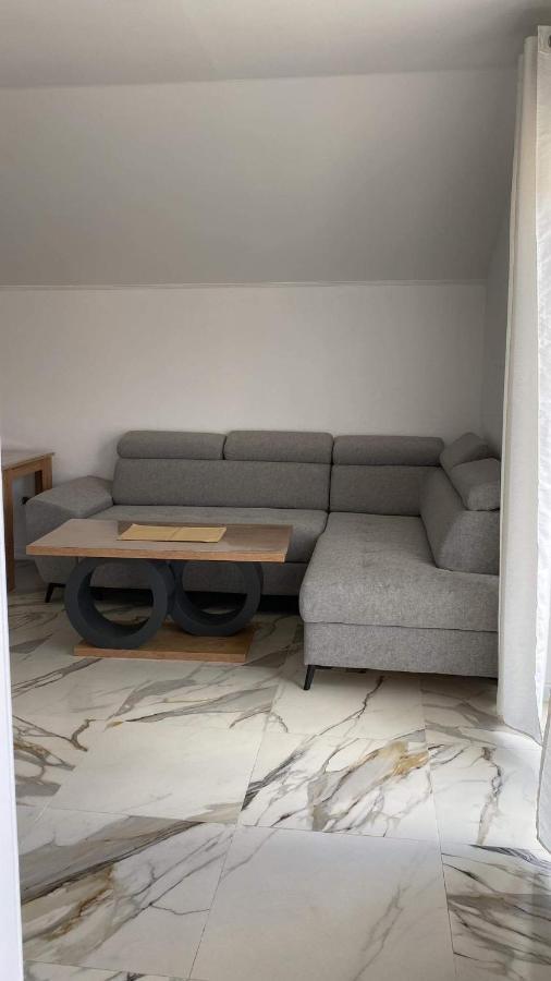 Apartman Zepce ภายนอก รูปภาพ